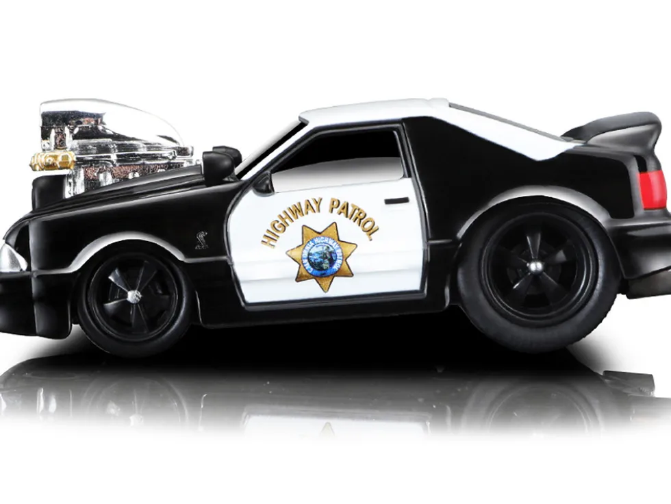 1993 Ford Mustang SVT Cobra CHP California Highway Patrol Black White 1/64 Diecast Model Car Muscle Machines 15526-15543
