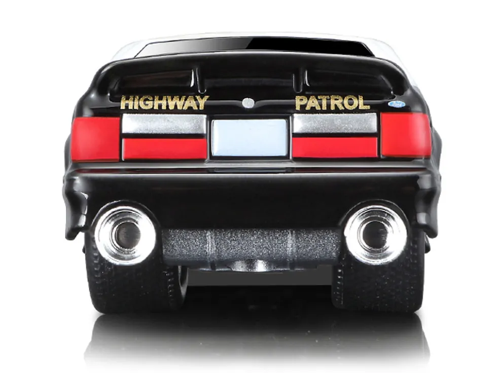 1993 Ford Mustang SVT Cobra CHP California Highway Patrol Black White 1/64 Diecast Model Car Muscle Machines 15526-15543