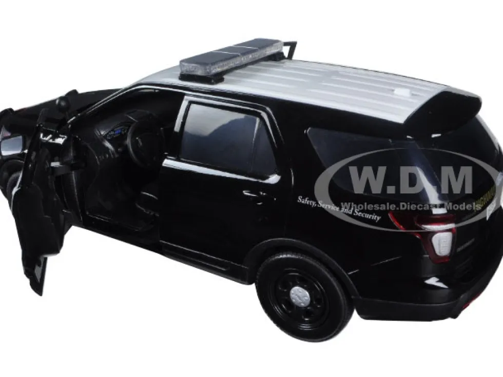 2015 Ford PI Utility Interceptor CHP California Highway Patrol 1/18 Diecast Model Car Motormax 73544