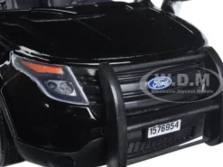 2015 Ford Police Interceptor Utility Black White Flashing Light Bar Front Rear Lights 2 Sounds 1/24 Diecast Model Car Motormax 79536