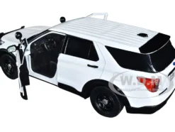 2022 Ford Police Interceptor Utility Unmarked Slick-Top White 1/24 Diecast Model Car Motormax 76990W