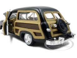 1949 Ford Woody Wagon Black 1/24 Diecast Model Car Motormax 73260