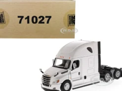 Freightliner New Cascadia Sleeper Cab Truck Tractor Pearl White 1/50 Diecast Model Diecast Masters 71027