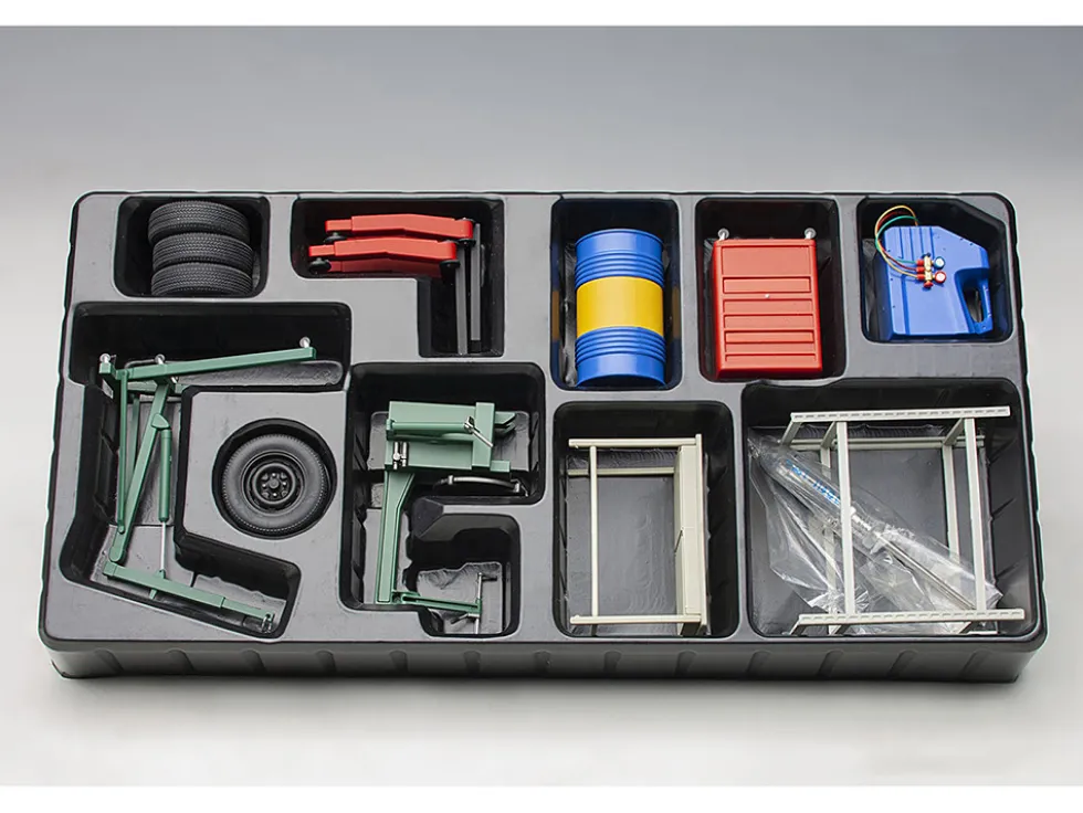 Garage Kit Set Version 2 for 1/18 scale models Autoart 49111