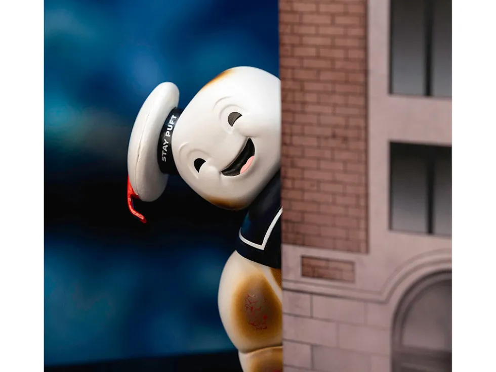 Ghostbusters 6" Stay Puft Marshmallow Man Figure with Nano Ecto-1 Car Diorama Set "Ghostbusters" (1984) Movie "Next Level" Series Model by Jada