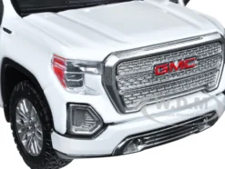 2019 GMC Sierra 1500 Denali Crew Cab Pickup Truck Sunroof White Timeless Legends Series 1/24 1/27 Diecast Model Car Motormax 79362