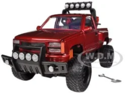 1992 GMC Sierra GT Pickup Truck Off Road Red 1/24 Diecast Model Motormax 79136