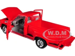 1992 GMC Sierra GT Red Pickup Truck 1/24 Diecast Model Motormax 73204