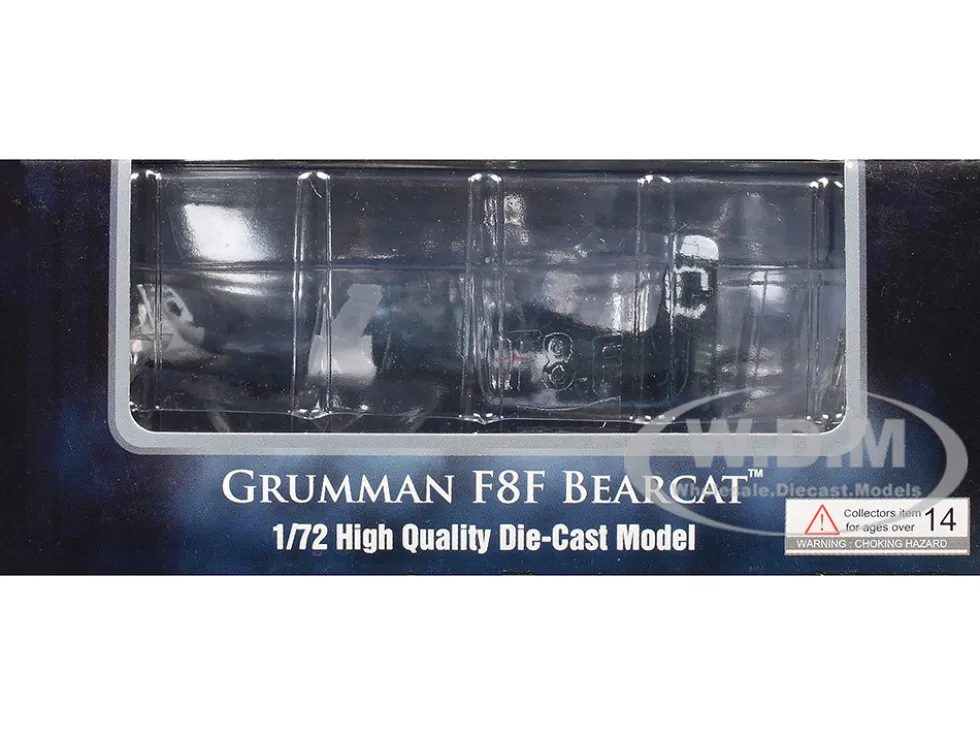 Grumman F8F-2 Bearcats Fighter Aircraft "121717, VF-61 Jolly Rogers" (1949) United States Navy "SkyMax Flying Heroes" Series 1/72 Diecast Model by Hobby Master