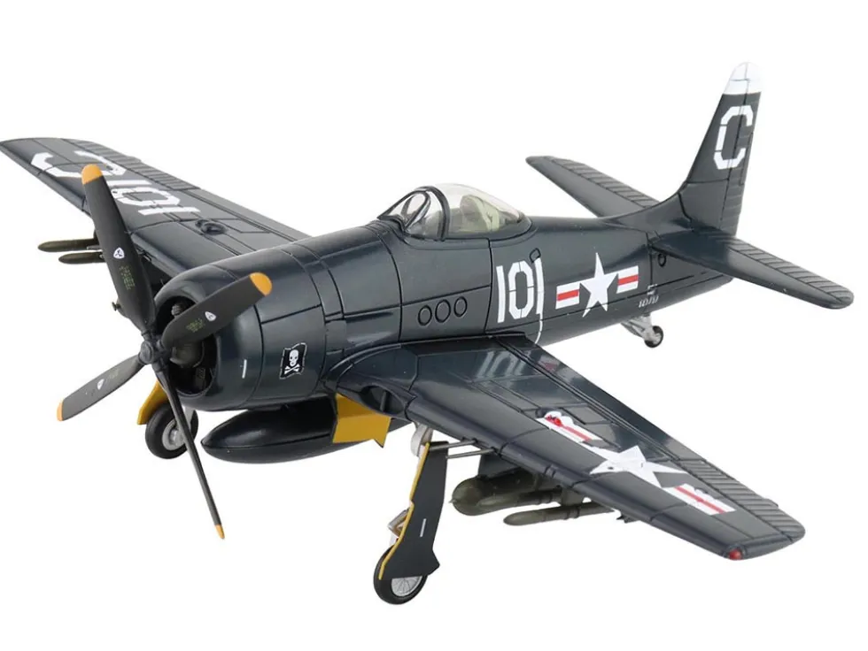 Grumman F8F-2 Bearcats Fighter Aircraft "121717, VF-61 Jolly Rogers" (1949) United States Navy "SkyMax Flying Heroes" Series 1/72 Diecast Model by Hobby Master