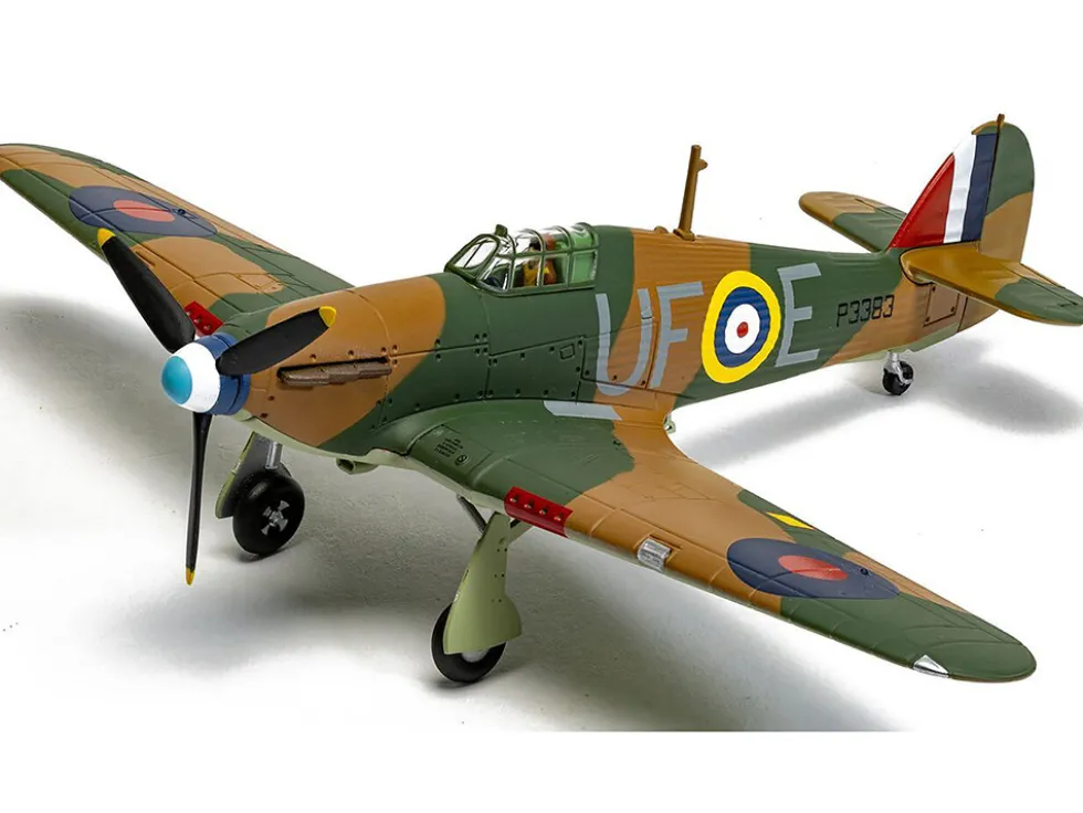 Hawker Hurricane Mk.I Fighter Aircraft "Pilot Officer William 'Billy' Fiske, No. 601 Squadron, Battle of Britain" (1940) British Royal Air Force "The Aviation Archive" Series 1/72 Diecast Model by Corgi