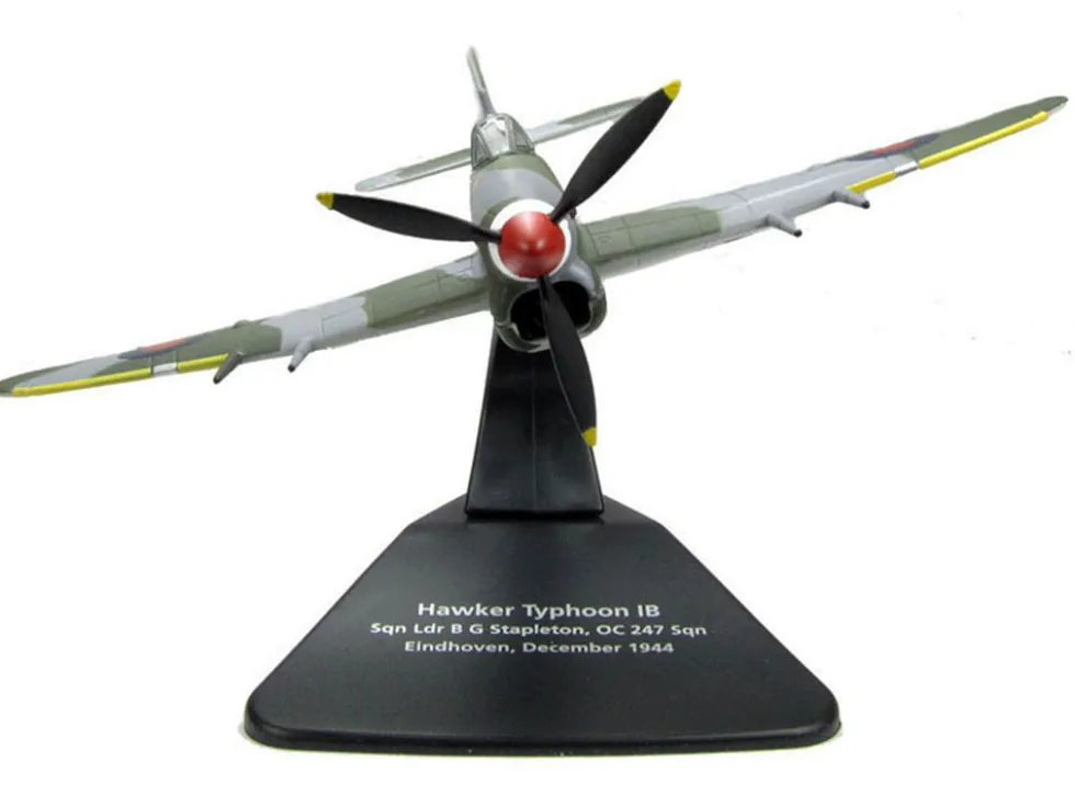 Hawker Typhoon Mk.IB Fighter-Bomber Aircraft "MP126, No.247 Squadron, Gerald Stapleton, RAF Eindhoven, Holland" (1944) Royal Air Force "Oxford Aviation" Series 1/72 Diecast Model Airplane by Oxford Diecast