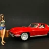 Hitchhiker 2 piece Figurine Set Green Shirt for 1/24 Scale Models American Diorama 23996G
