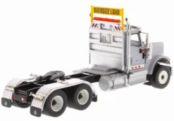 International HX520 Day Cab Tandem Tractor Light Grey 1/50 Diecast Model Diecast Masters 71005