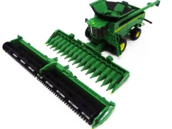 John Deere X9 1100 Combine with 12-Row Corn Head and Draper Grain Head 1/64 Diecast Model ERTL TOMY 45735