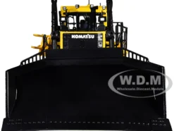 Komatsu D375A-8 Crawler Dozer Ripper 1/50 Diecast Model First Gear 50-3426