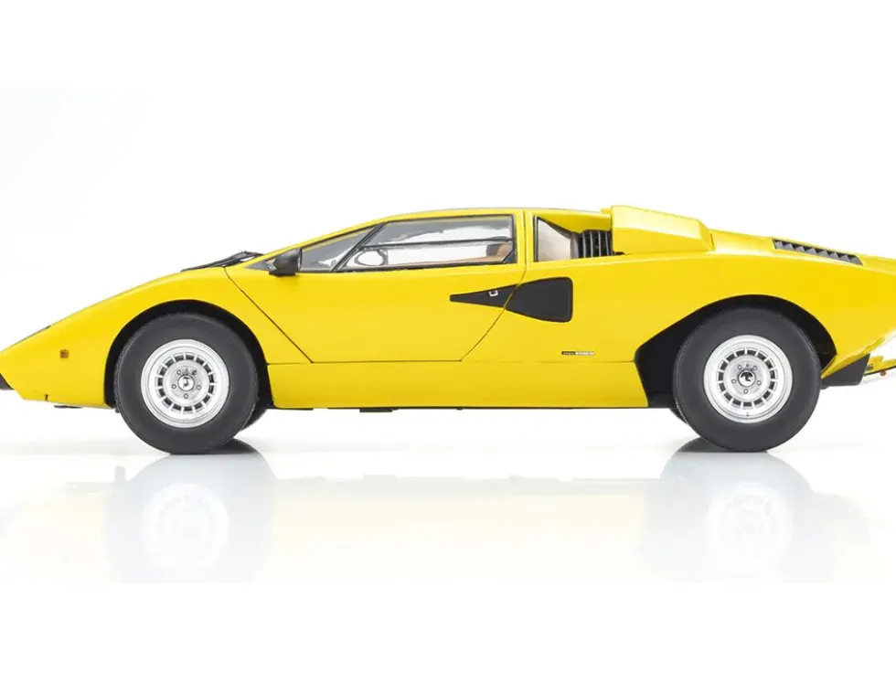 Lamborghini Countach LP 400 Yellow 1/18 Diecast Model Car by Kyosho