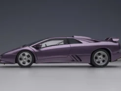 Lamborghini Diablo SE30 Jota Viola SE30 Purple Metallic Blue Interior 1/18 Model Car Autoart 79142