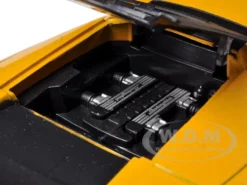 Lamborghini Murcielago LP 670 4 SV Yellow 1/24 Diecast Model Car Motormax 73350
