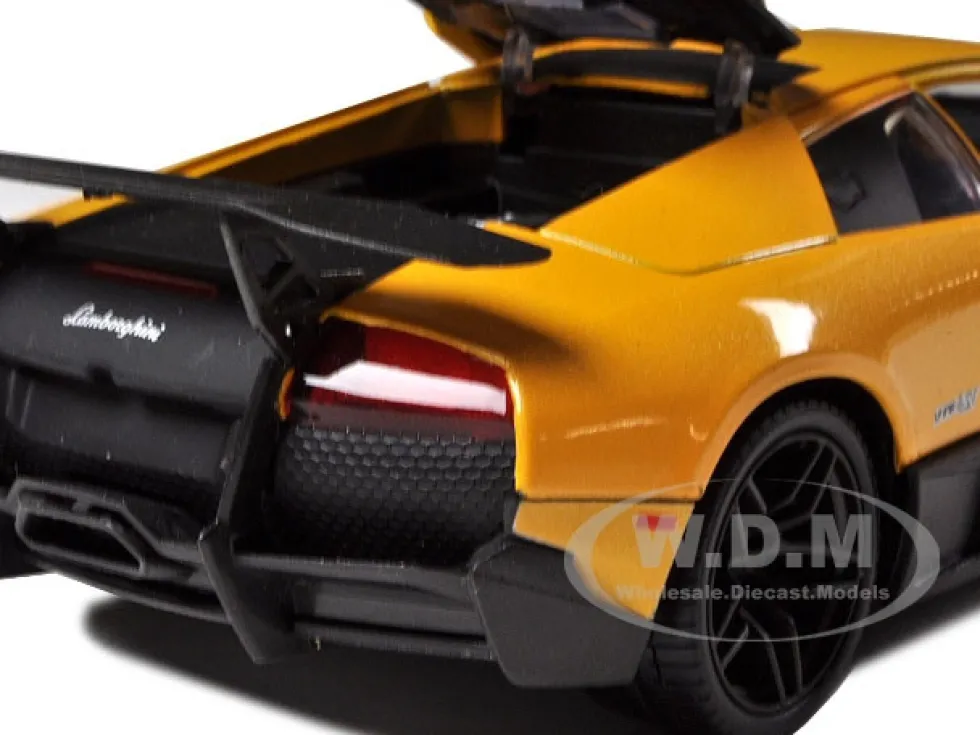 Lamborghini Murcielago LP 670 4 SV Yellow 1/24 Diecast Model Car Motormax 73350