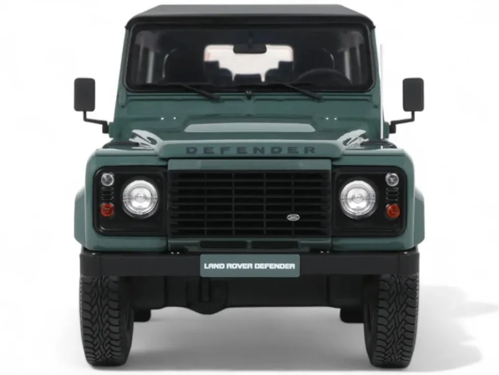 2016 Land Rover Defender 3 Station Wagon Green with Black Top 1/18 Model Car by GT Spirit