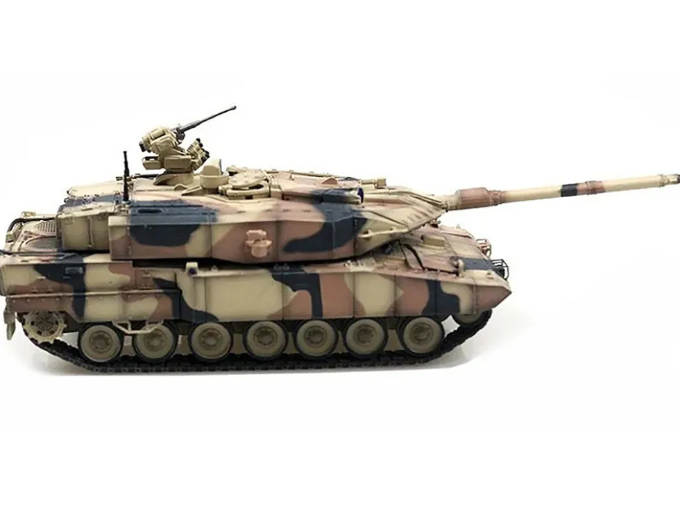 Leopard 2 A7+ Main Battle Tank "Desert Camouflage" German Army "Armor Premium" Series 1/72 Diecast Model by Panzerkampf