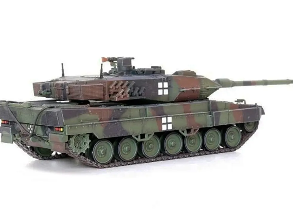 Leopard 2A6 Main Battle Tank Green Camouflage Ukrainian Army Armor Premium Series 1/72 Diecast Model Panzerkampf 12173PD