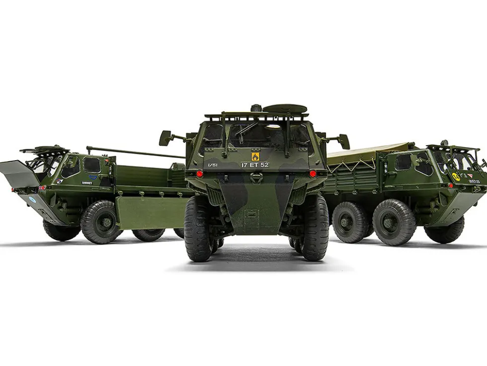 Level 3 Model Kit Alvis FV622 Stalwart Mk.2 Military Truck with 3 Scheme Options 1/35 Plastic Model Kit by Airfix