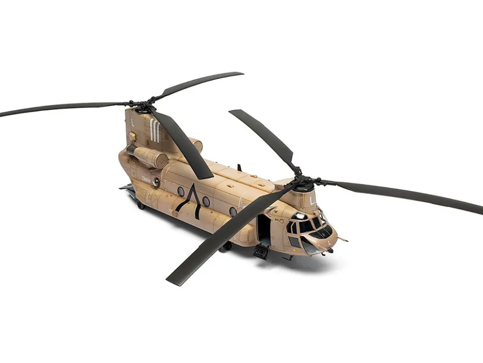 Level 3 Model Kit Boeing Chinook HC.1 Helicopter with 2 Scheme Options 1/72 Plastic Model Kit by Airfix