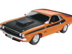 Level 4 Model Kit 1970 Dodge Challenger T/A Streetburner 2-in-1 Kit 1/24 Scale Model Revell 85-2596