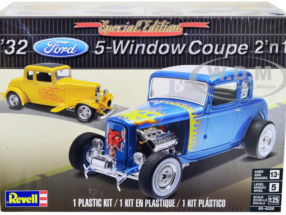Level 5 Model Kit 1932 Ford 5 Window Coupe 2 in 1 Kit 1/25 Scale Model Revell 85-4228