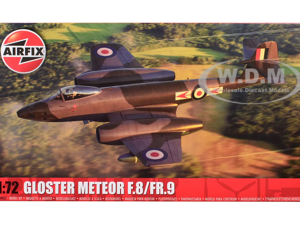 Level 2 Model Kit Gloster Meteor F.8/FR.9 Fighter Aircraft with 2 Scheme Options 1/72 Plastic Model Kit by Airfix