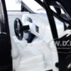 1998 Lincoln Navigator Black Metallic with White Interior "Maxx Design" "American Classics" Series 1/24 Diecast Model Car by Motormax
