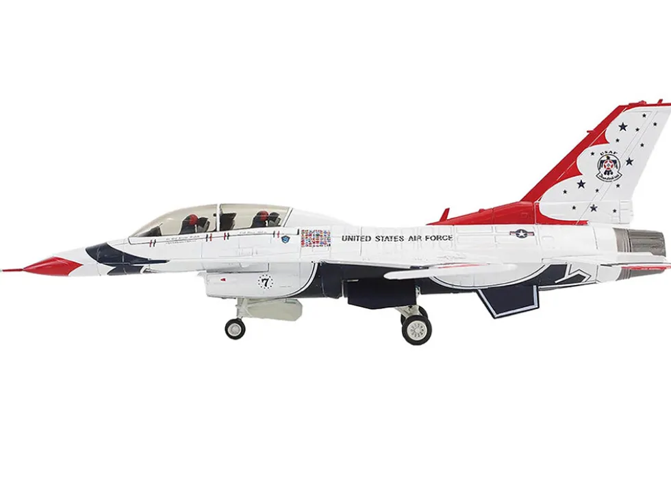 Lockheed F-16D Fighting Falcon Fighter Aircraft "No.7, Thunderbirds, Nellis Air Force Base" (2017) United States Air Force "Air Power Series" 1/72 Diecast Model by Hobby Master
