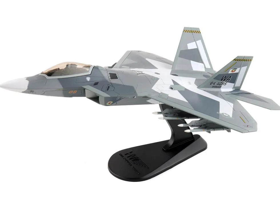 Lockheed F-22 Raptor Stealth Aircraft "Splinter Camouflage" United States Air Force "Air Power Series" 1/72 Diecast Model by Hobby Master