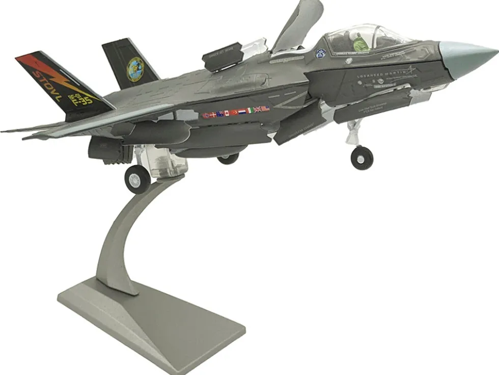Lockheed Martin F-35B (STOVL) Lightning II Aircraft "BF-01 Prototype, Air Test an Evaluation Squadron 23 (VX-23) Salty Dogs" (2009) United States Navy 1/72 Diecast Model Airplane