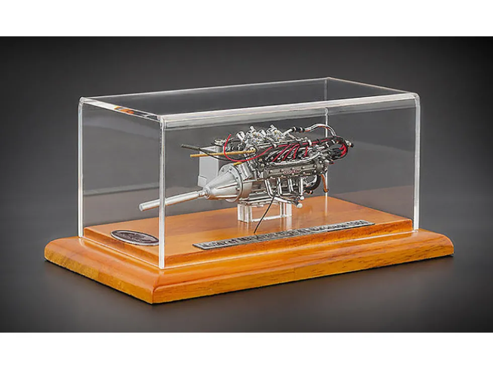 1960 Maserati Tipo 61 Birdcage Engine with Display Showcase 1/18 Diecast Model CMC 126