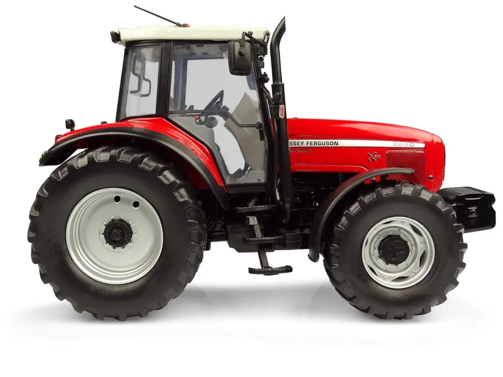 Massey Ferguson 8220 Xtra Tractor 1/32 Diecast Model Universal Hobbies UH5331