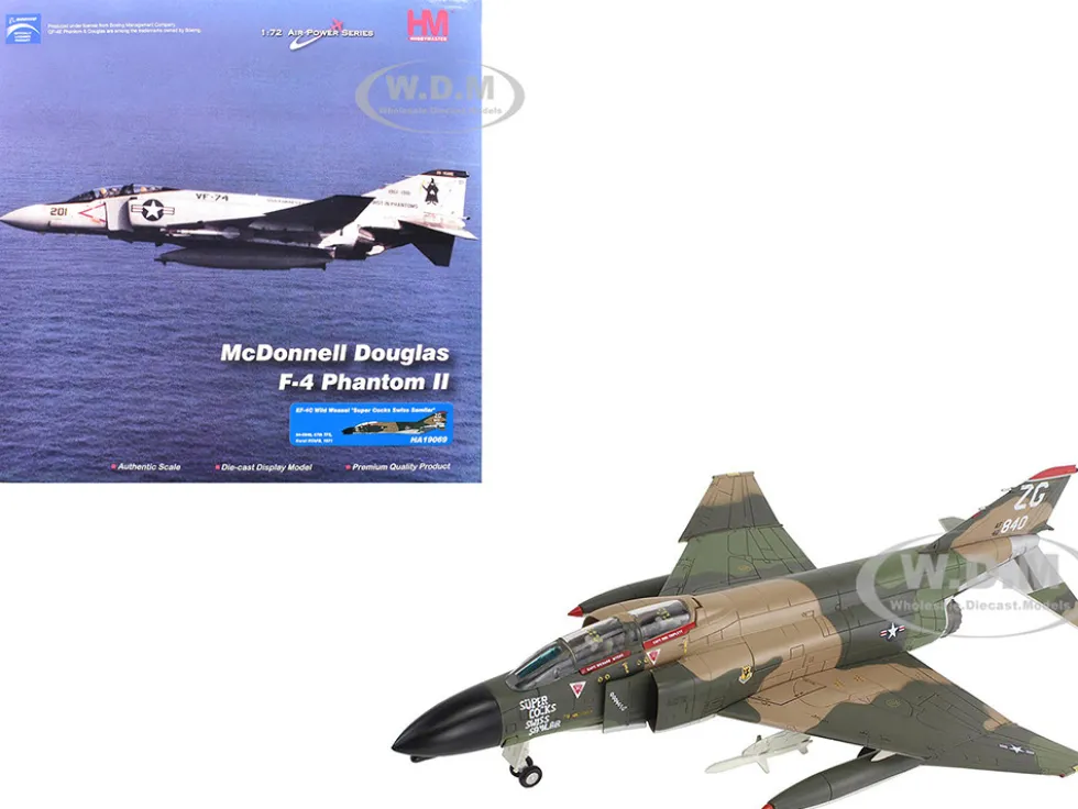 McDonnell Douglas EF-4C Wild Weasel Fighter-Bomber Aircraft "64-0840, 67th TFS, Korat RTAFB, Super Cocks Swiss Samilar" (1971) United States Air Force "Air Power Series" 1/72 Diecast Model by Hobby Master