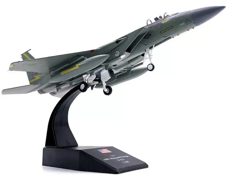 McDonnell Douglas F-15A Eagle Aircraft "Spittin Kittens, 5th Fighter-Interceptor Squadron, Tactical Air Command, Minot AFB" (1985) United States Air Force 1/100 Diecast Model Airplane