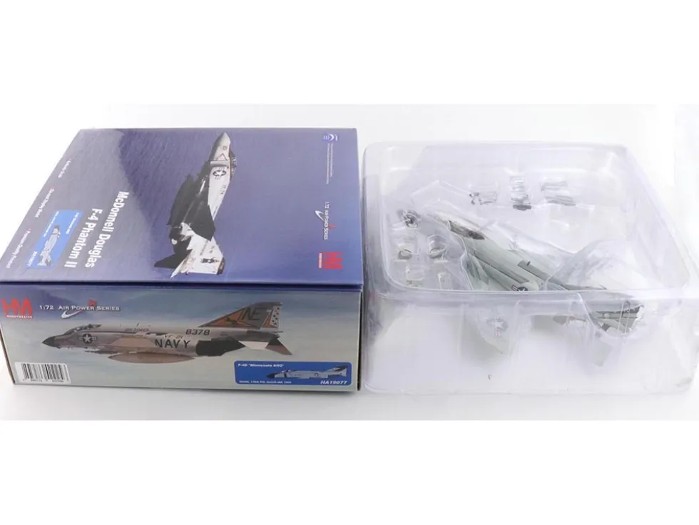 McDonnell Douglas F-4D Phantom II Fighter-Bomber Aircraft "65608, 148th Fighter-Interceptor Group, Minnesota Air National Guard, Duluth International Airport" (1984) United States Air Force "Air Power Series" 1/72 Diecast Model by Hobby Master