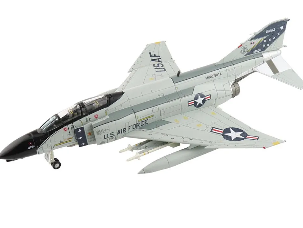 McDonnell Douglas F-4D Phantom II Fighter-Bomber Aircraft "65608, 148th Fighter-Interceptor Group, Minnesota Air National Guard, Duluth International Airport" (1984) United States Air Force "Air Power Series" 1/72 Diecast Model by Hobby Master