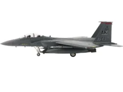McDonnell Douglas F-15E Strike Eagle Fighter Aircraft "88-0705, 90th Fighter Squadron Commanding Officer's Jet" (2005) United States Air Force "Air Power Series" 1/72 Diecast Model by Hobby Master