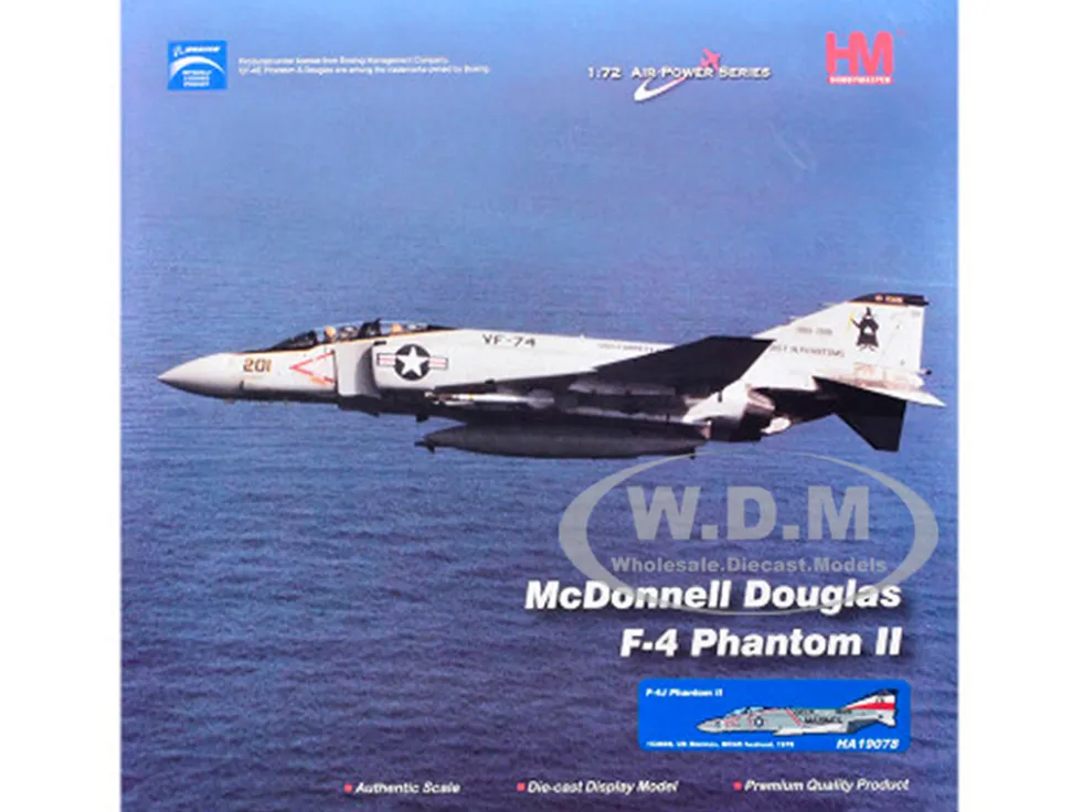 McDonnell Douglas F-4J Phantom II Fighter-Bomber Aircraft "153828, MCAS Iwakuni, Japan" (1976) United States Marine Corps "Air Power Series" 1/72 Diecast Model by Hobby Master