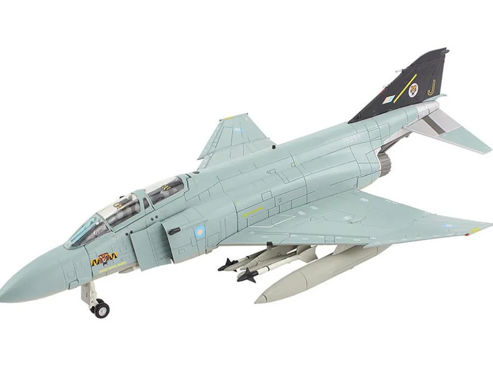 McDonnell Douglas F-4J(UK) Phantom II Fighter-Bomber Aircraft "ZE359, AF Wattisham, England" British Royal Air Force "Air Power Series" 1/72 Diecast Model by Hobby Master