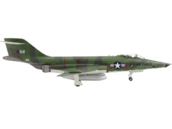 McDonnell RF-101A Voodoo Fighter Aircraft "54-1512, 363rd Tactical Reconnaissance Wing, Udorn Royal Thai Air Force Base" (1965) United States Air Force "Air Power Series" 1/72 Diecast Model by Hobby Master