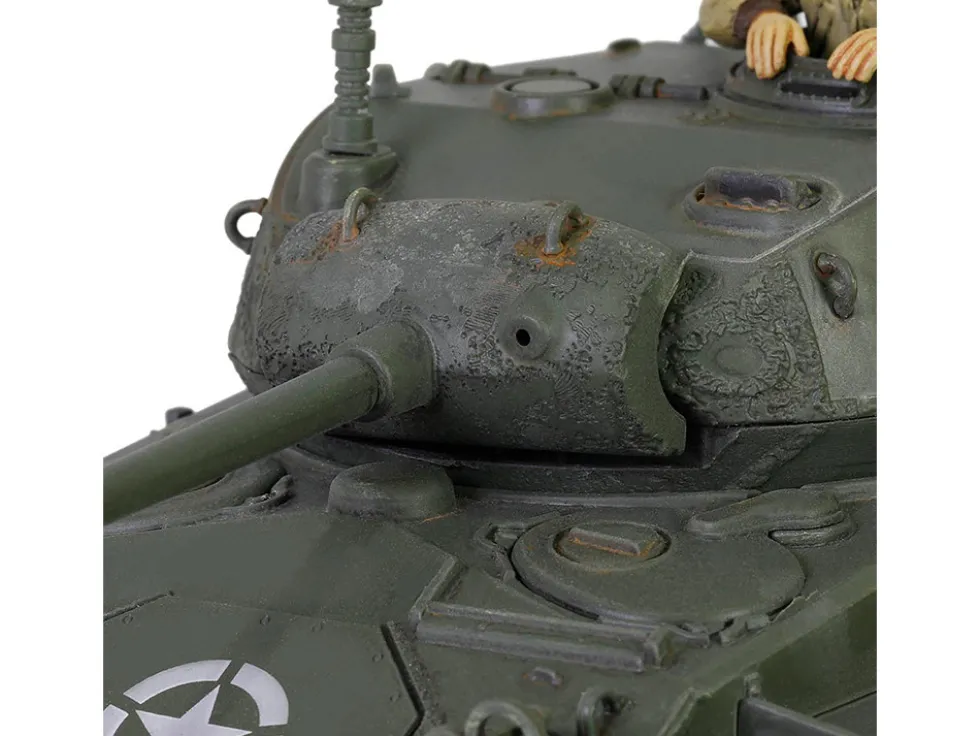 M24 Chaffee Light Tank "8th Armored Division, 36th Tank Batallion, Rheinberg, Germany, World War II" (1945) United States Army "Armoured Fighting Vehicle" Series 1/32 Diecast Model by Forces of Valor