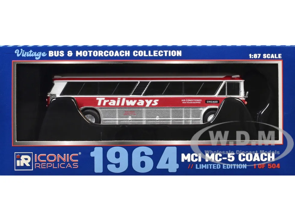 1964 MCI MC-5A Coach Bus "Trailways Chicago" White with Red Stripes "Vintage Bus & Motorcoach Collection" Limited Edition to 504 pieces Worldwide 1/87 (HO) Diecast Model by Iconic Replicas