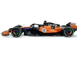 McLaren MCL39 #81 Oscar Piastri