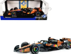McLaren MCL39 #81 Oscar Piastri 